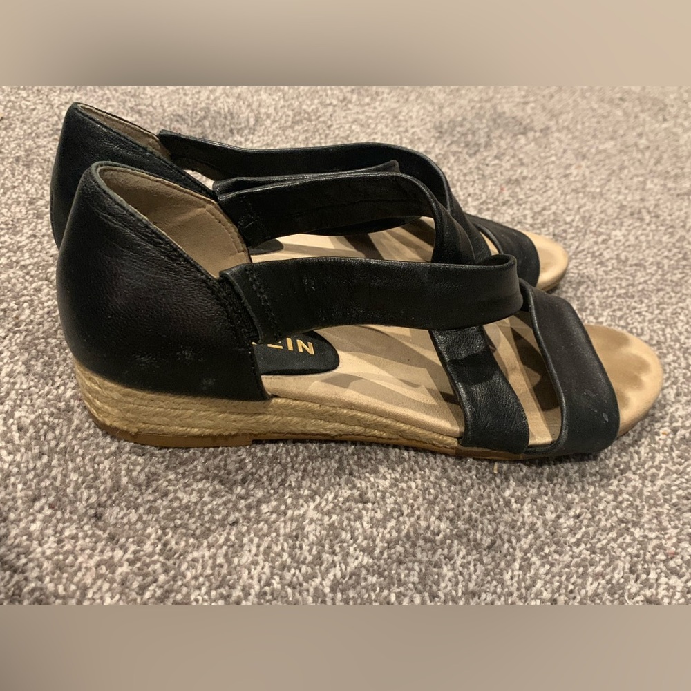 Womens (8) Black Sandals